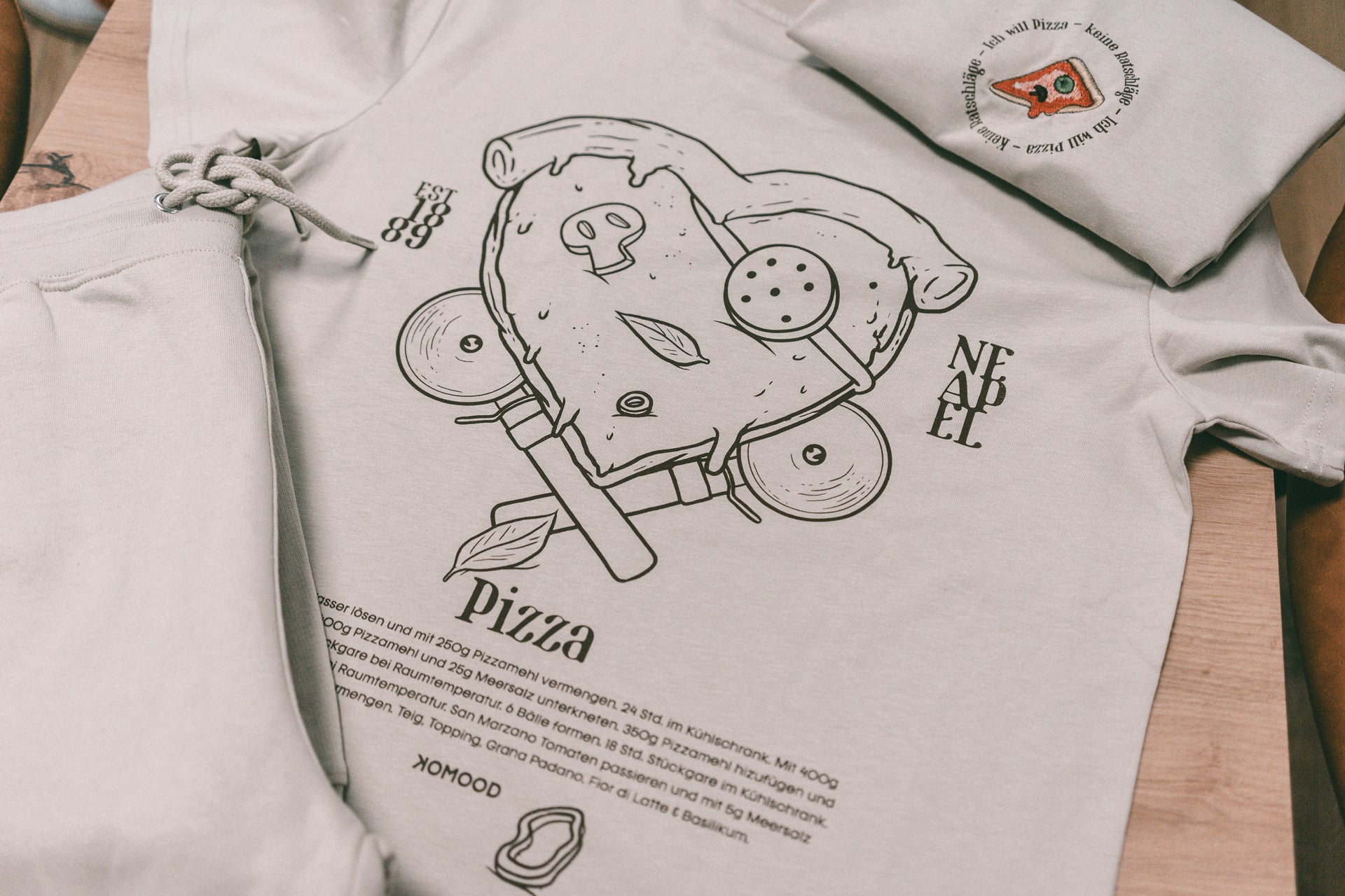 Pizzapirat Motivstick Premium Unisize T-Shirt