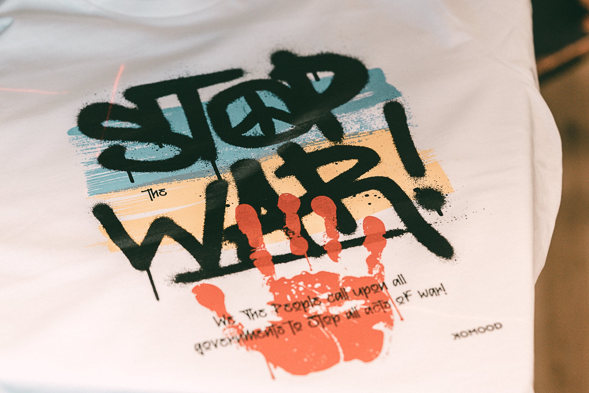 AUSVERKAUFT: Stop the War Unisex Premium T-Shirt