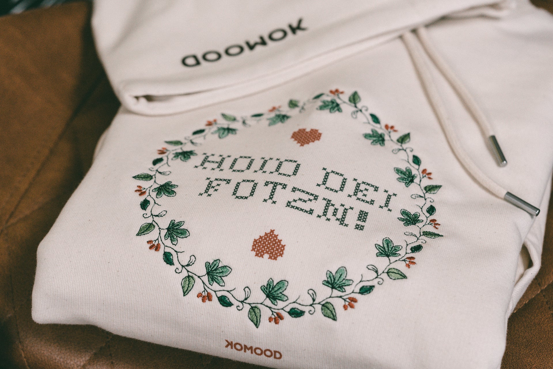 Hoid dei Fotzn! Motivstick Premium Unisize Hoodie